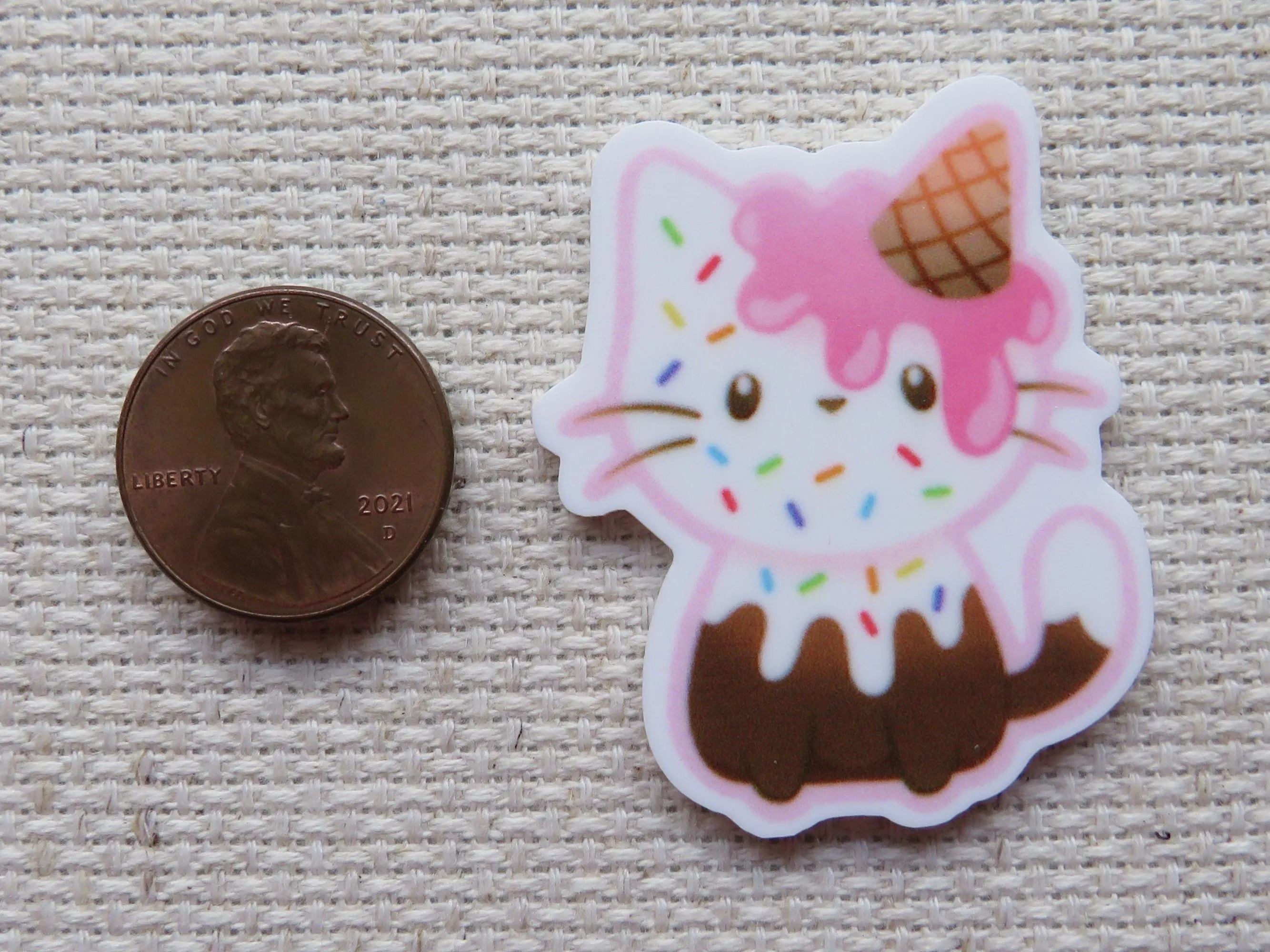 Birthday Kitty Needle Minder, Cover Minder, Magnet