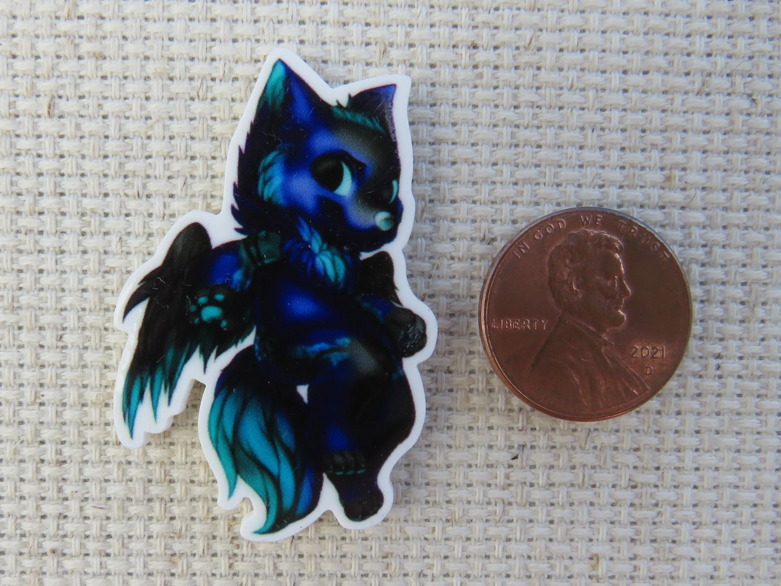 Black and Blue Dragon Needle Minder, Cover Minder, Magnet