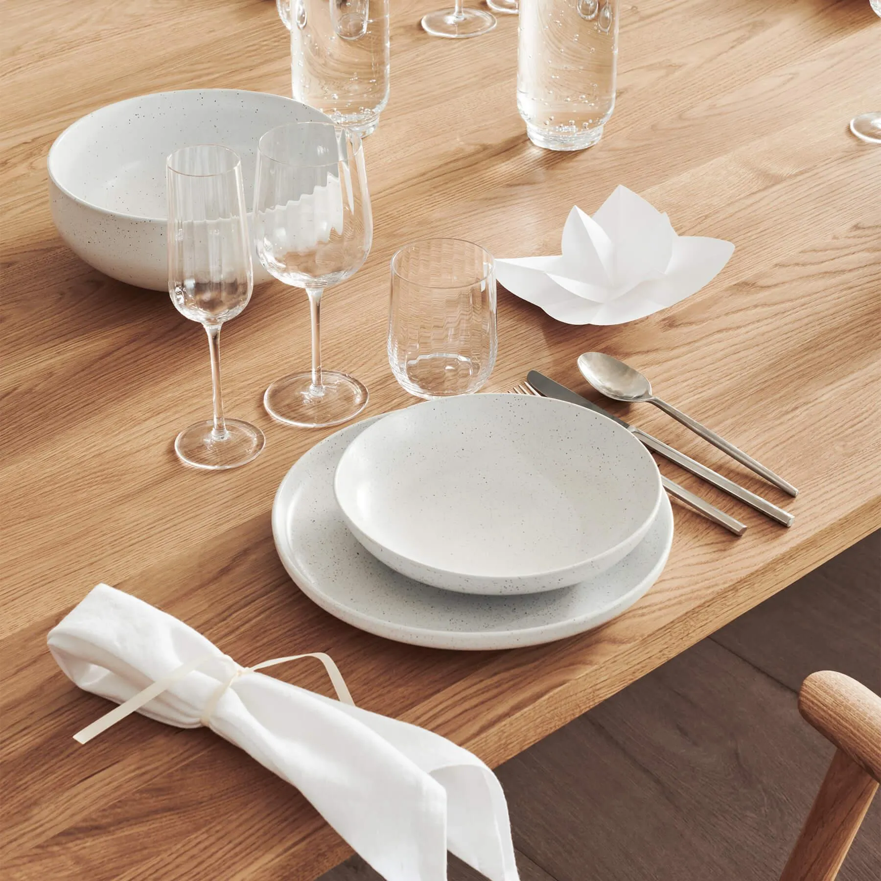 Bolia Graceful Dining Table