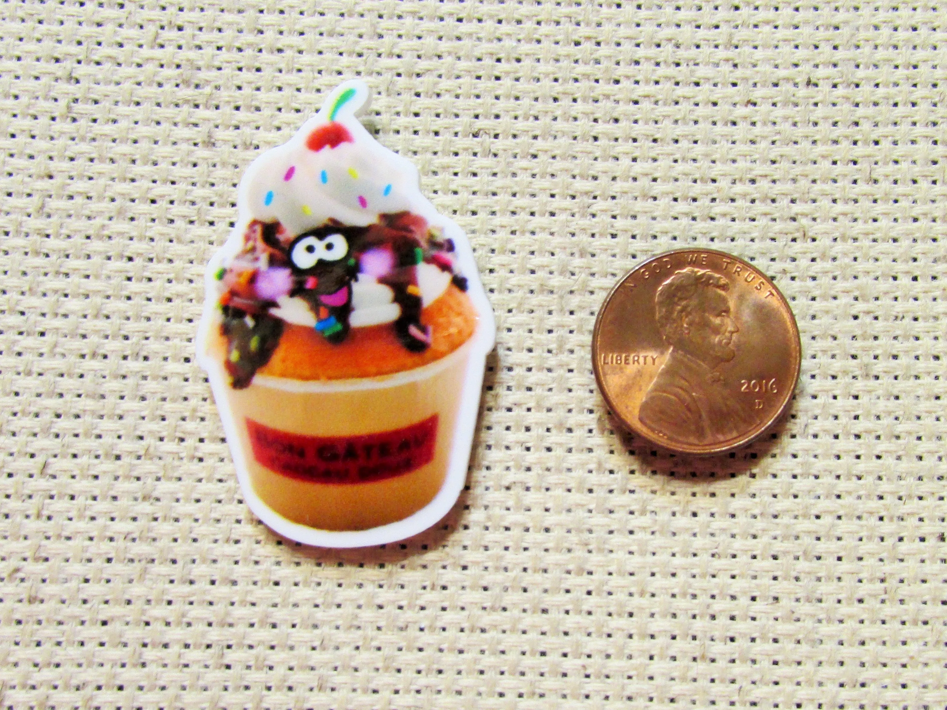 Chocolate Desert Cup Needle Minder, Cover Minder, Magnet LAST ONE!