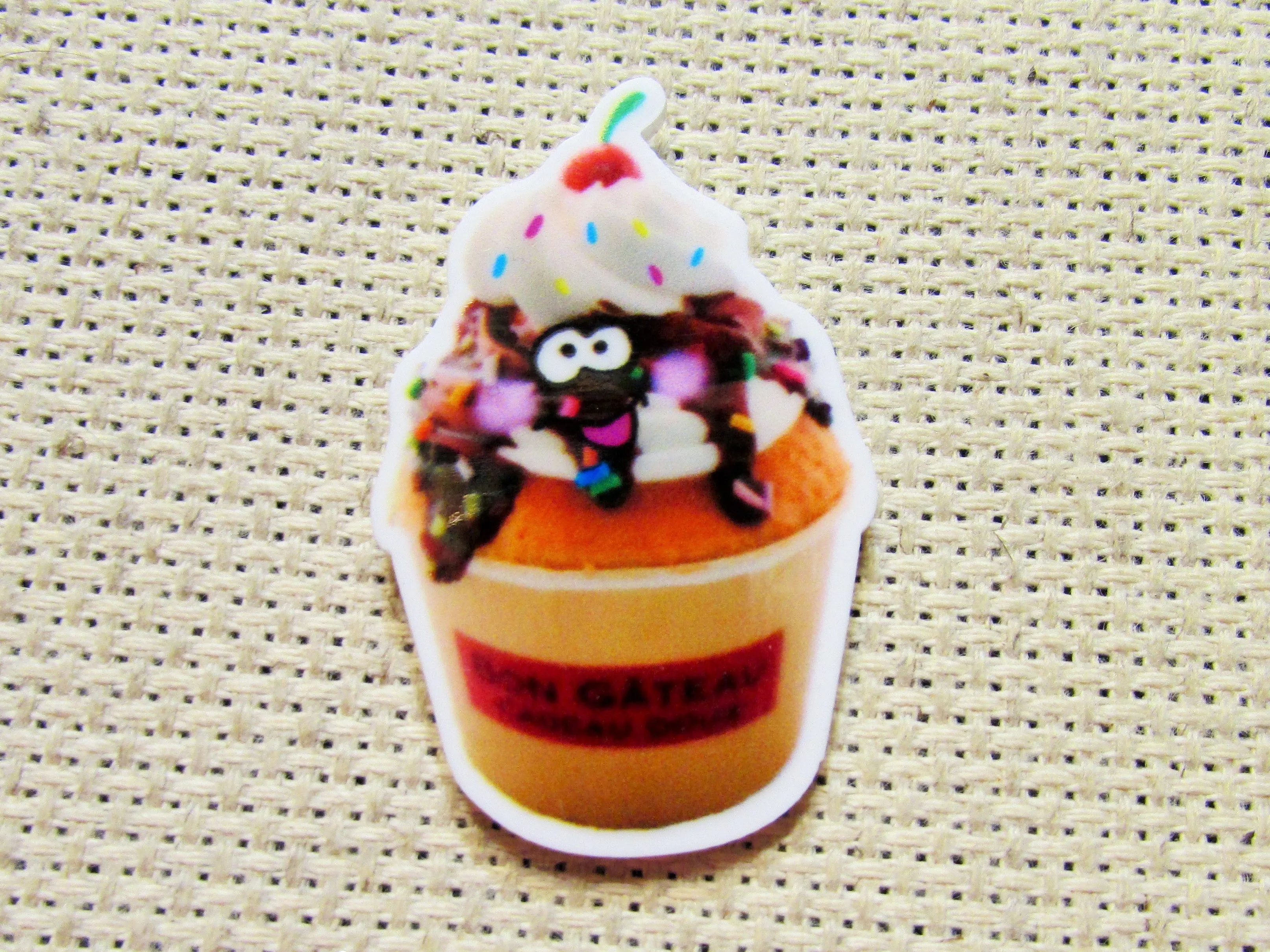 Chocolate Desert Cup Needle Minder, Cover Minder, Magnet LAST ONE!