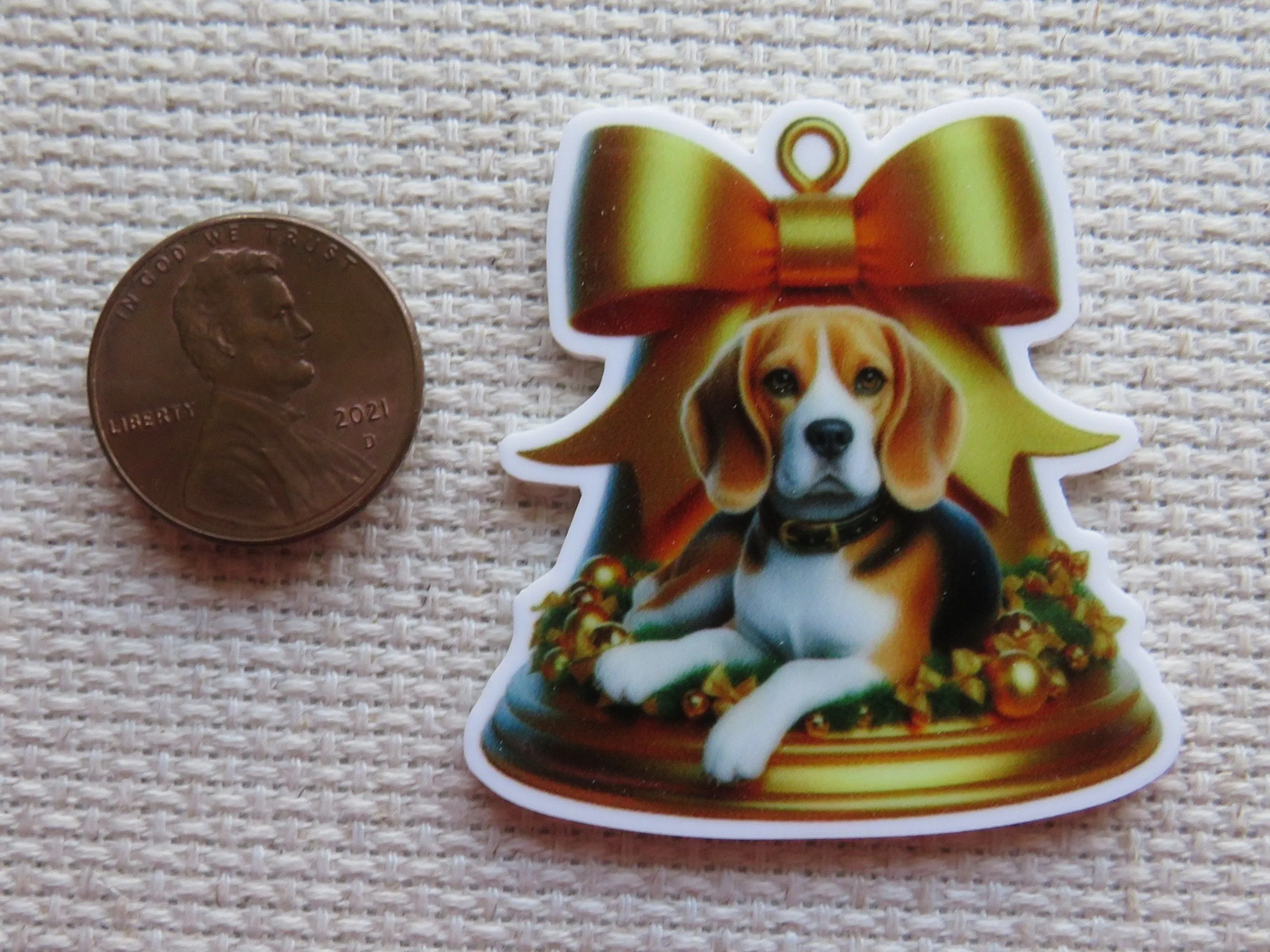 Christmas Bell Beagle Needle Minder, Cover Minder, Magnet