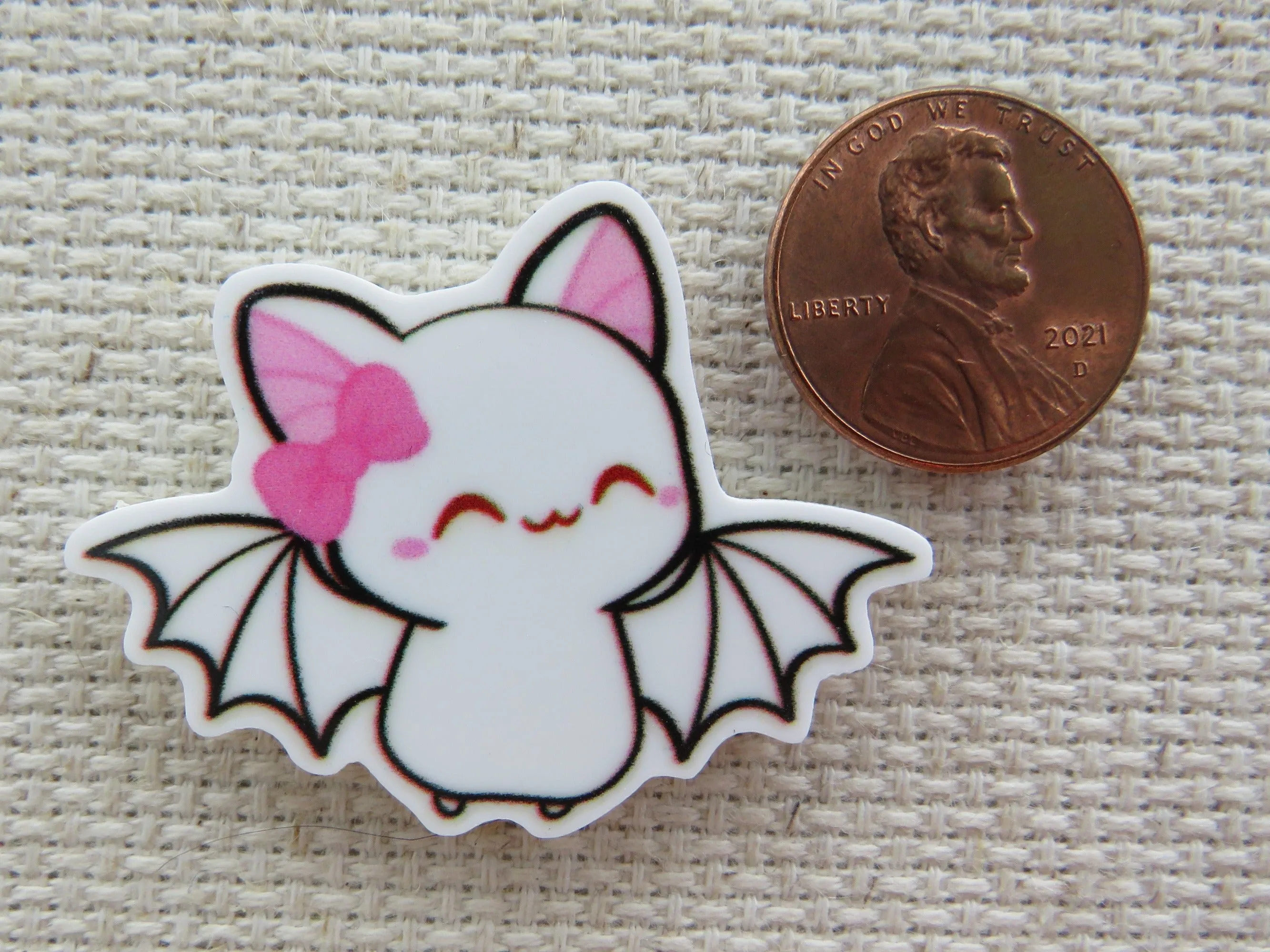 Cute White Bat with a Pink Bow Needle Minder, Cover Minder, Magnet