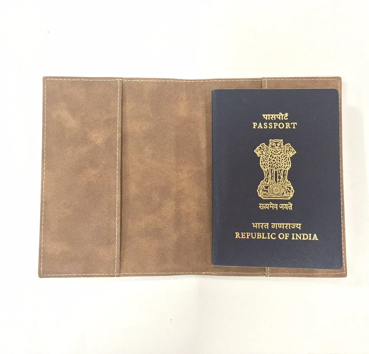 Designer Passport Cover - Mumbai City