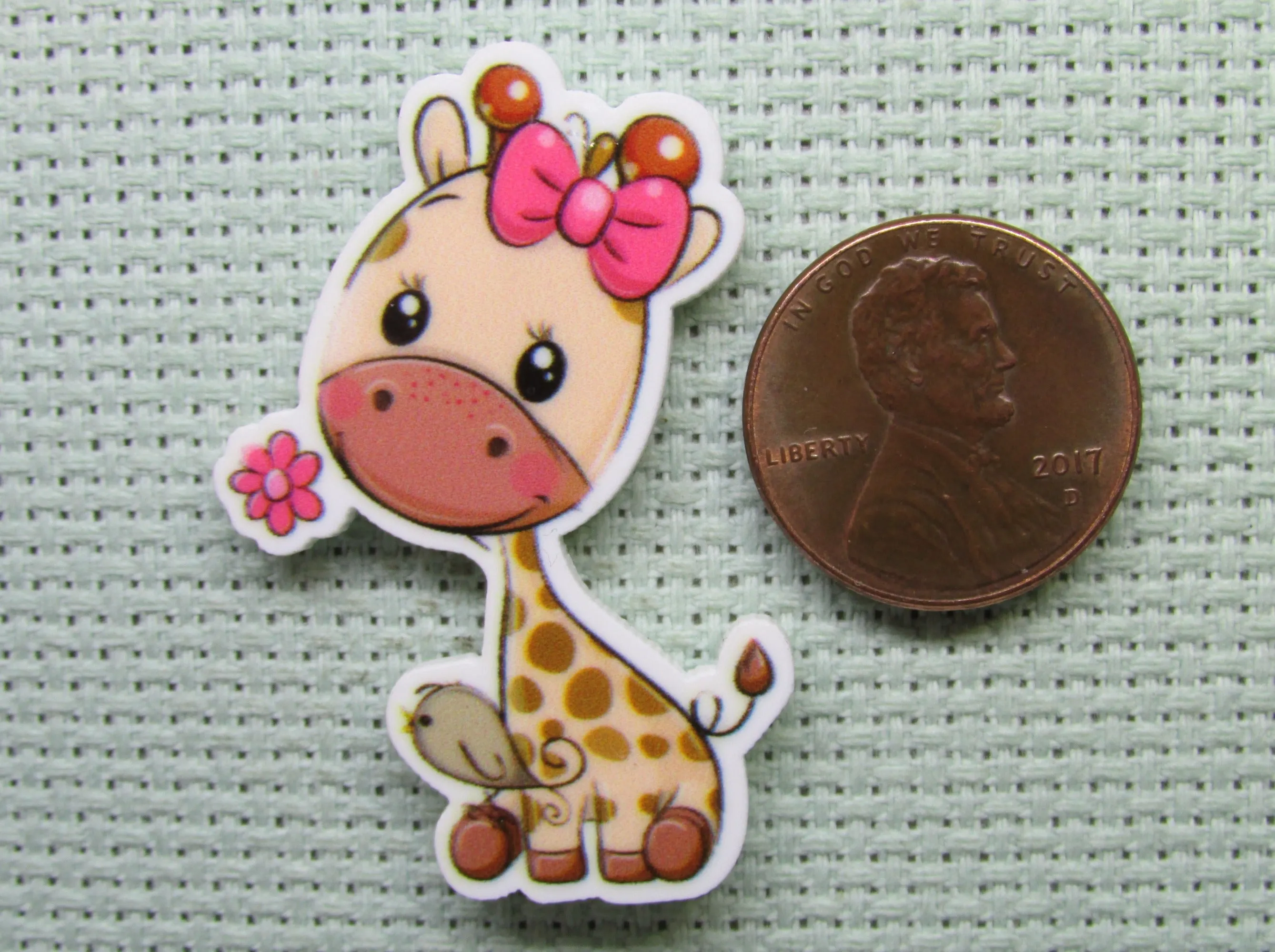 Giraffe Needle Minder, Cover Minder, Magnet