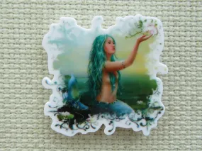 Green Mermaid Needle Minder, Cover Minder, Magnet