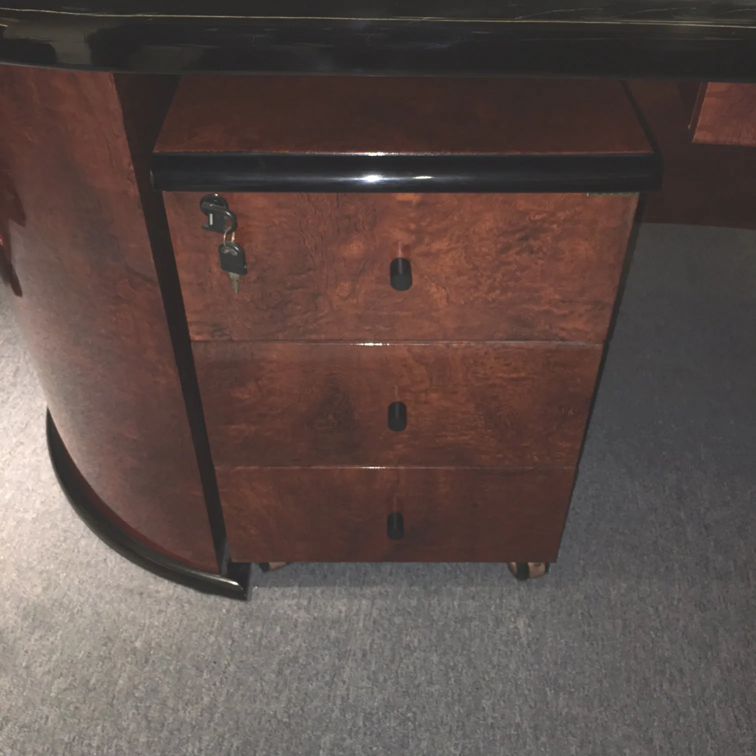 Heavy Duty Executive Desk Curvy Design SCA-6849