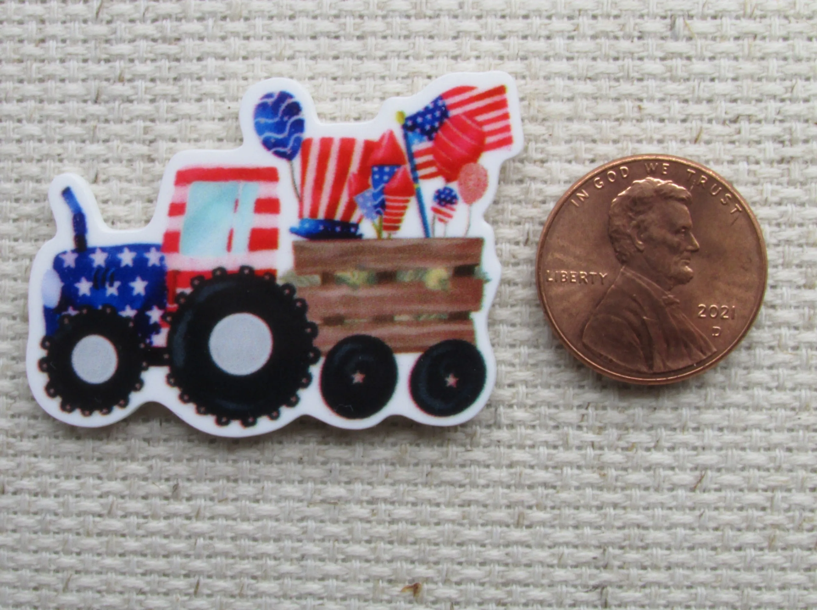 Patriotic Tractor and Trailer Needle Minder, Cover Minder, Magnet LAST ONE!