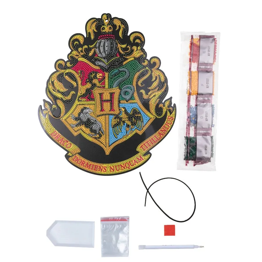 "Hogwarts Crest" Harry Potter Wooden Hanging Decoration