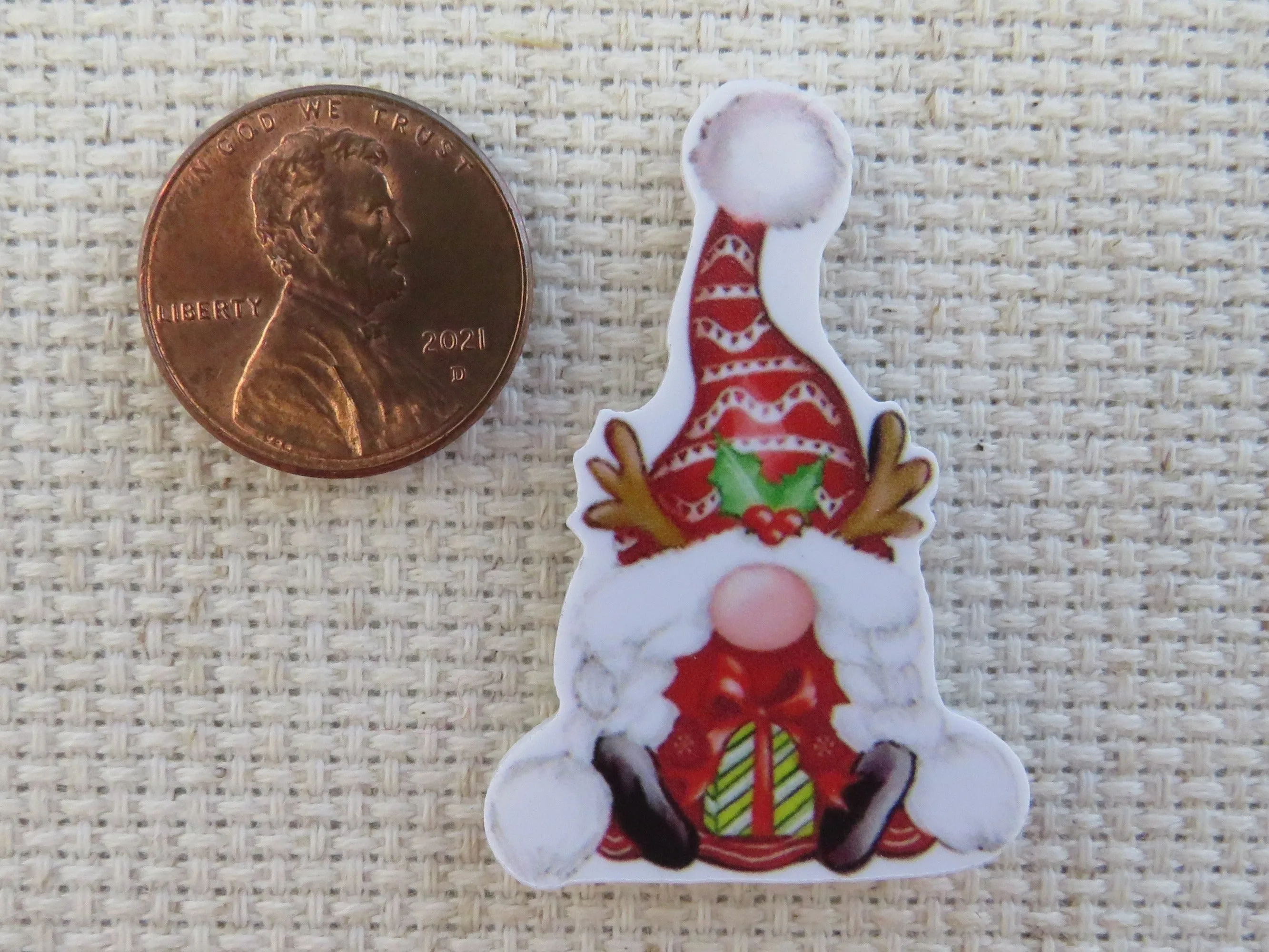 Red Capped Reindeer Gnome Needle Minder, Cover Minder, Magnet