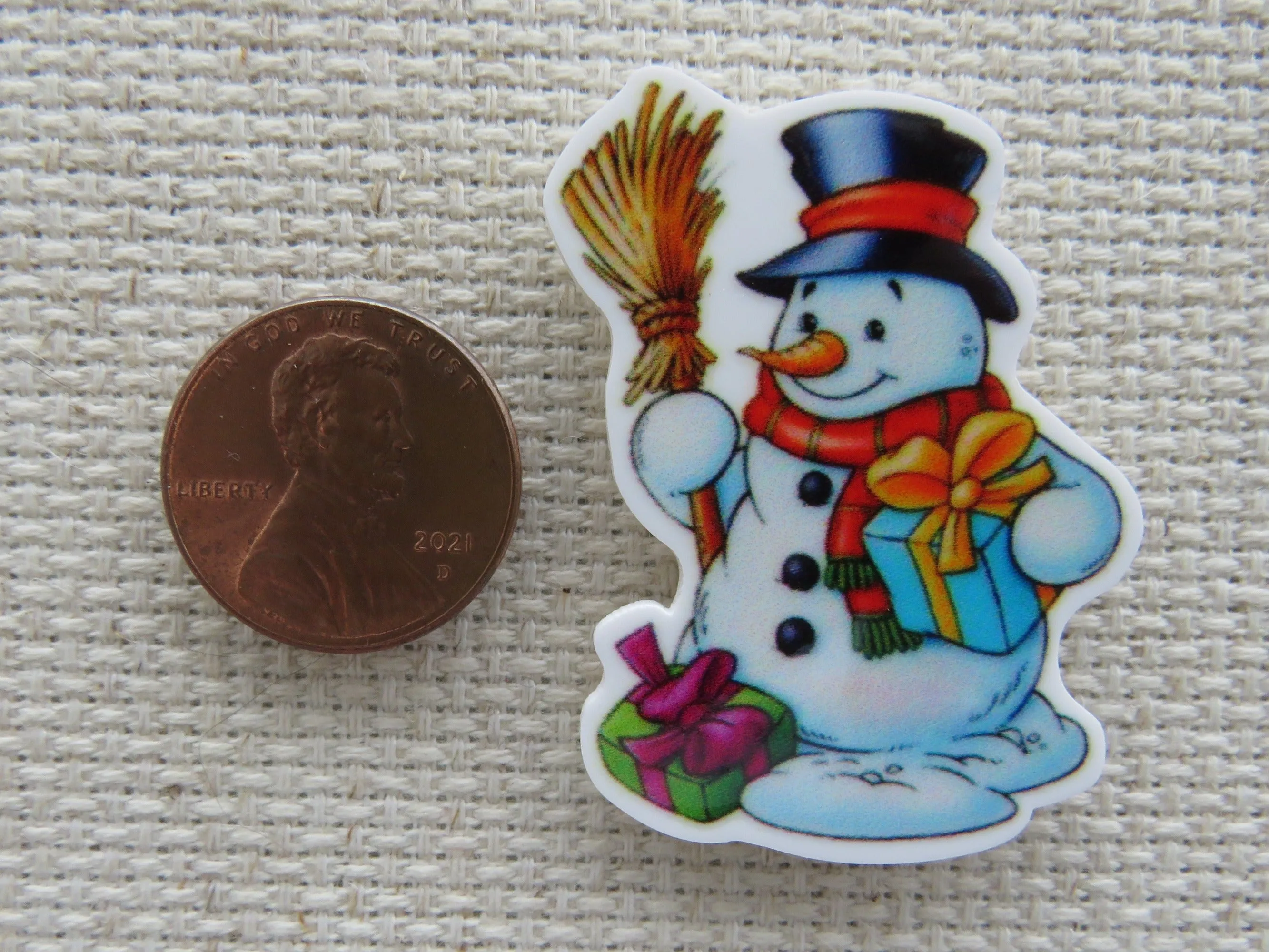 Snowman with a Gift Needle Minder, Cover Minder, Magnet